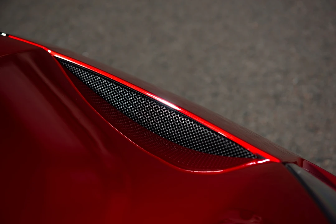 2016 Ferrari 488 GTB - Image 30 of 31