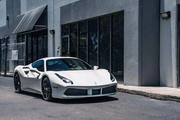 2016 Ferrari 488 GTB - Image 18 of 19
