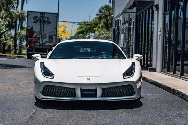 2016 Ferrari 488 GTB - Image 17 of 19