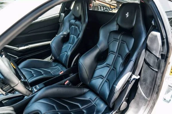 2016 Ferrari 488 GTB - Image 6 of 19