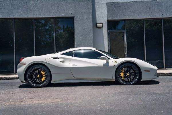 2016 Ferrari 488 GTB - Image 15 of 19