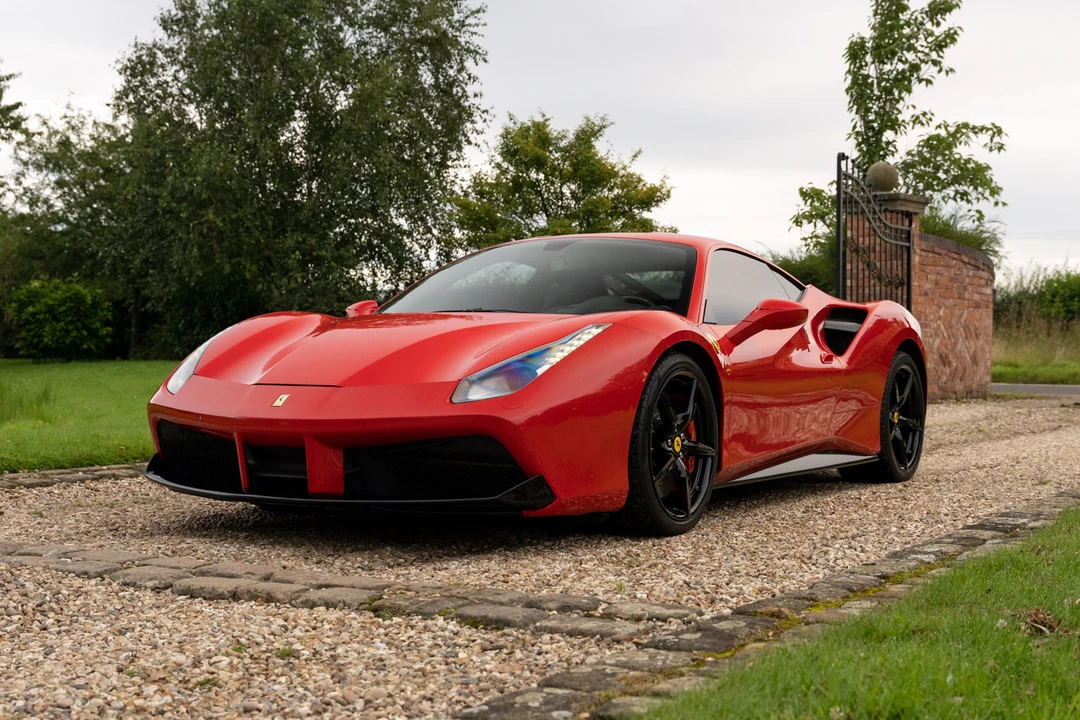 2016 Ferrari 488 GTB - Image 2 of 31