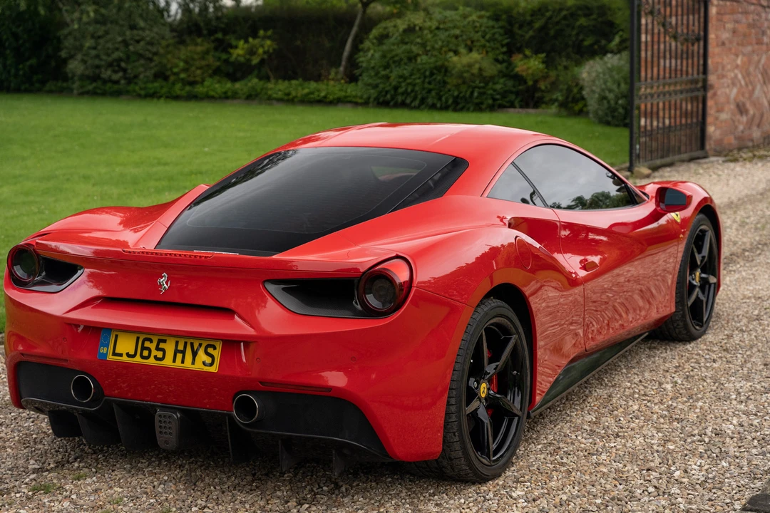 2016 Ferrari 488 GTB - Image 28 of 31