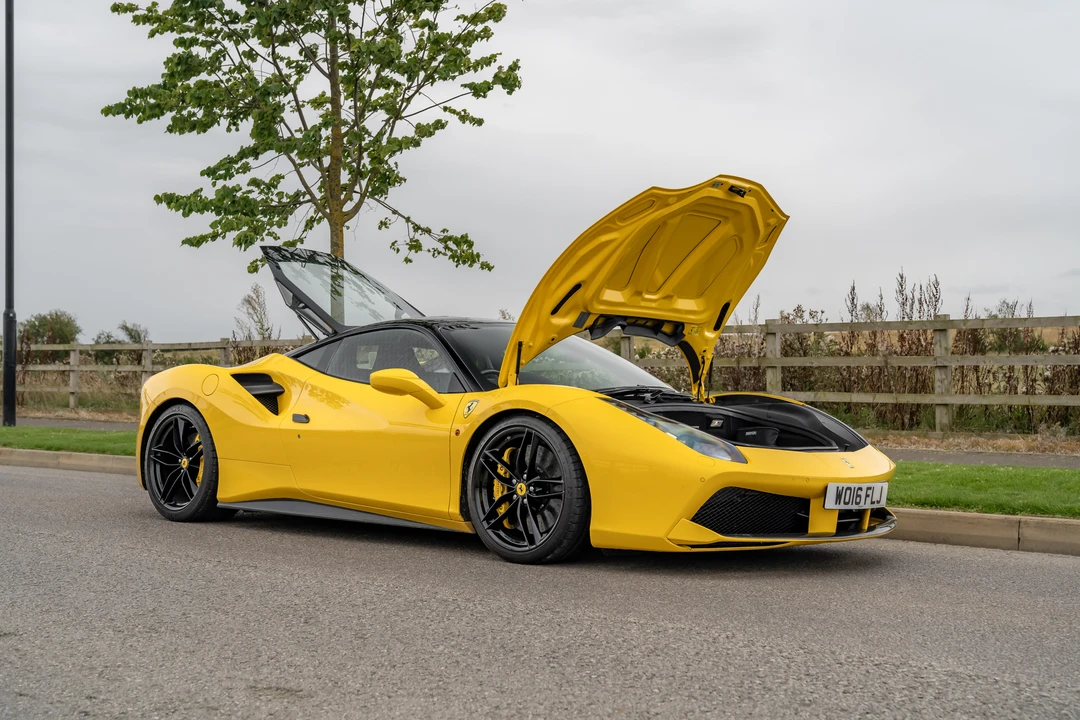 2016 Ferrari 488 GTB - Image 20 of 31