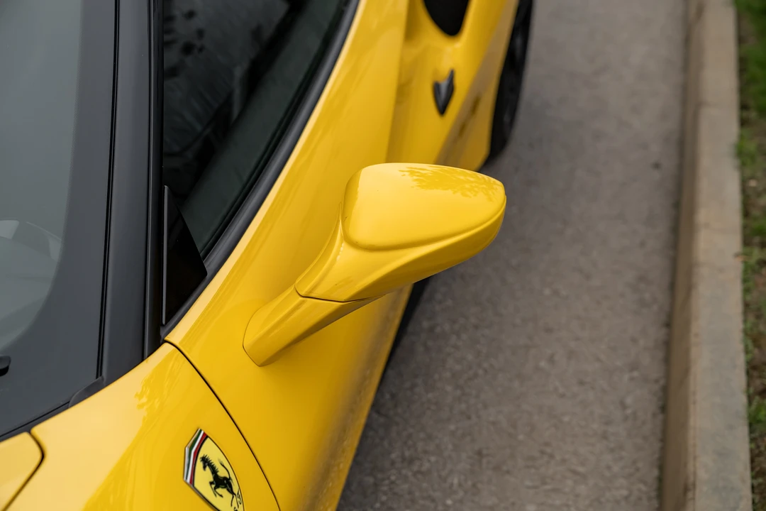 2016 Ferrari 488 GTB - Image 25 of 31