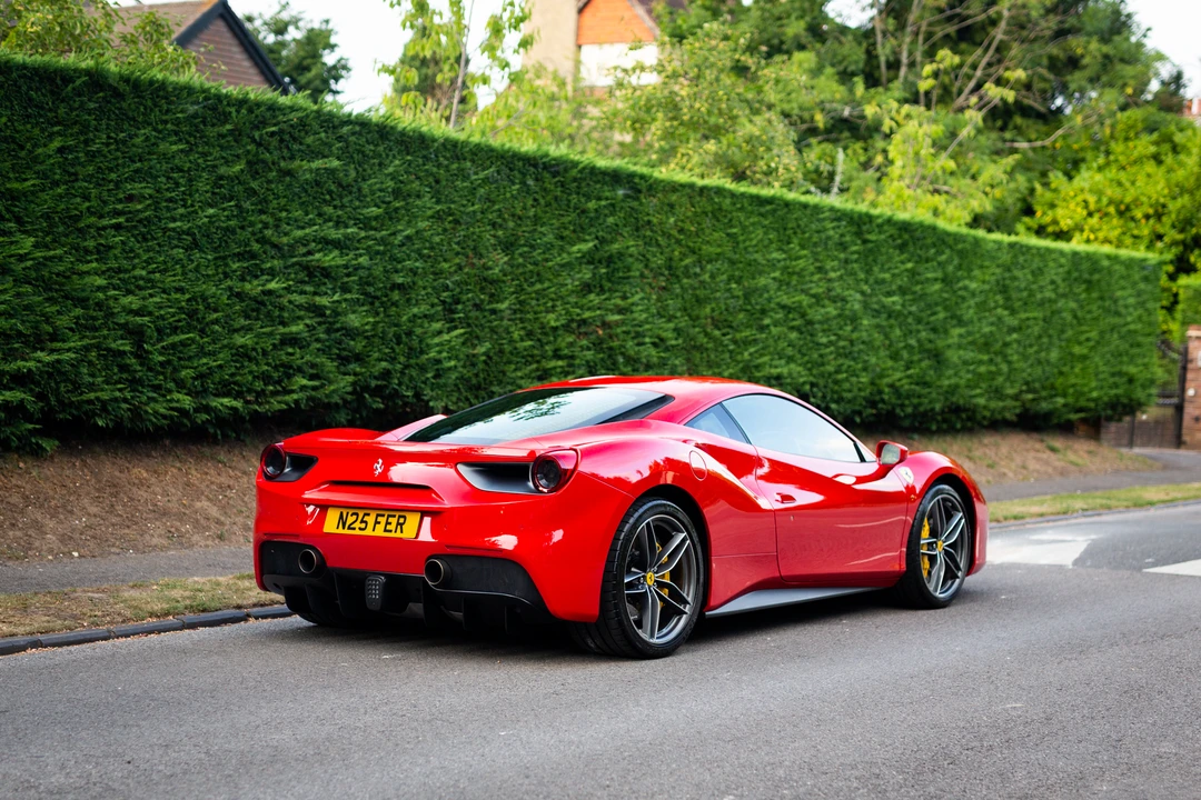 2016 Ferrari 488 GTB - Image 4 of 31
