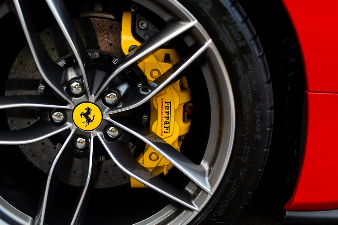 2016 Ferrari 488 GTB - Image 18 of 31