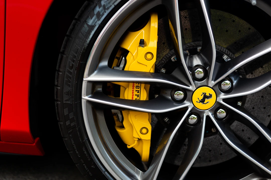 2016 Ferrari 488 GTB - Image 22 of 31