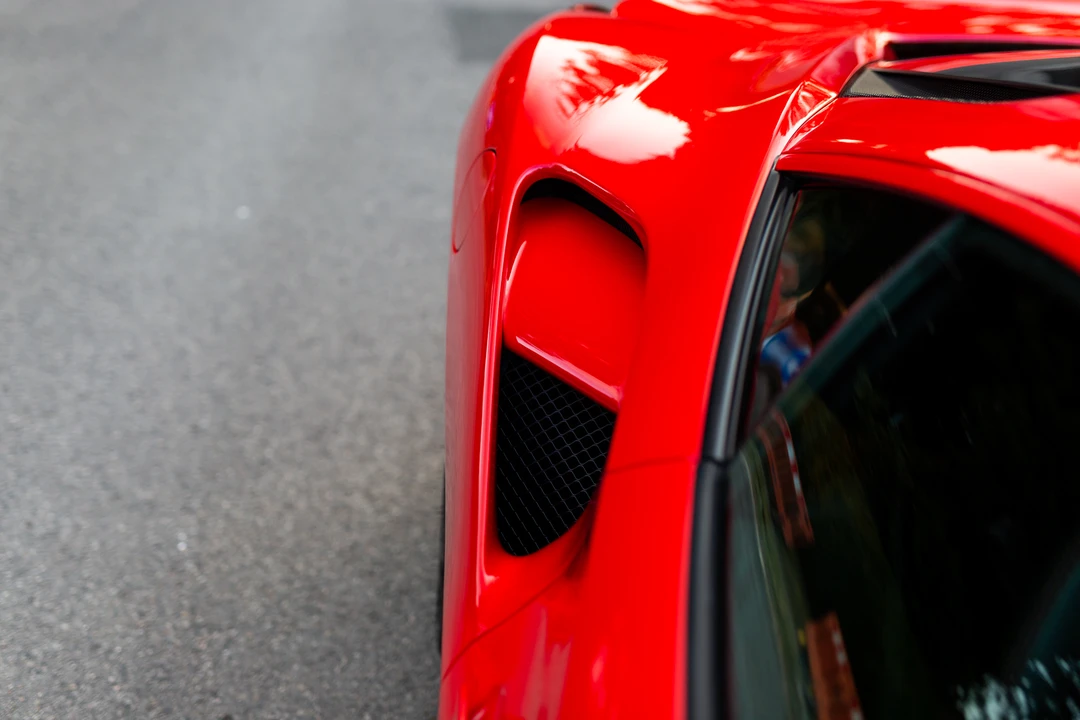2016 Ferrari 488 GTB - Image 27 of 31