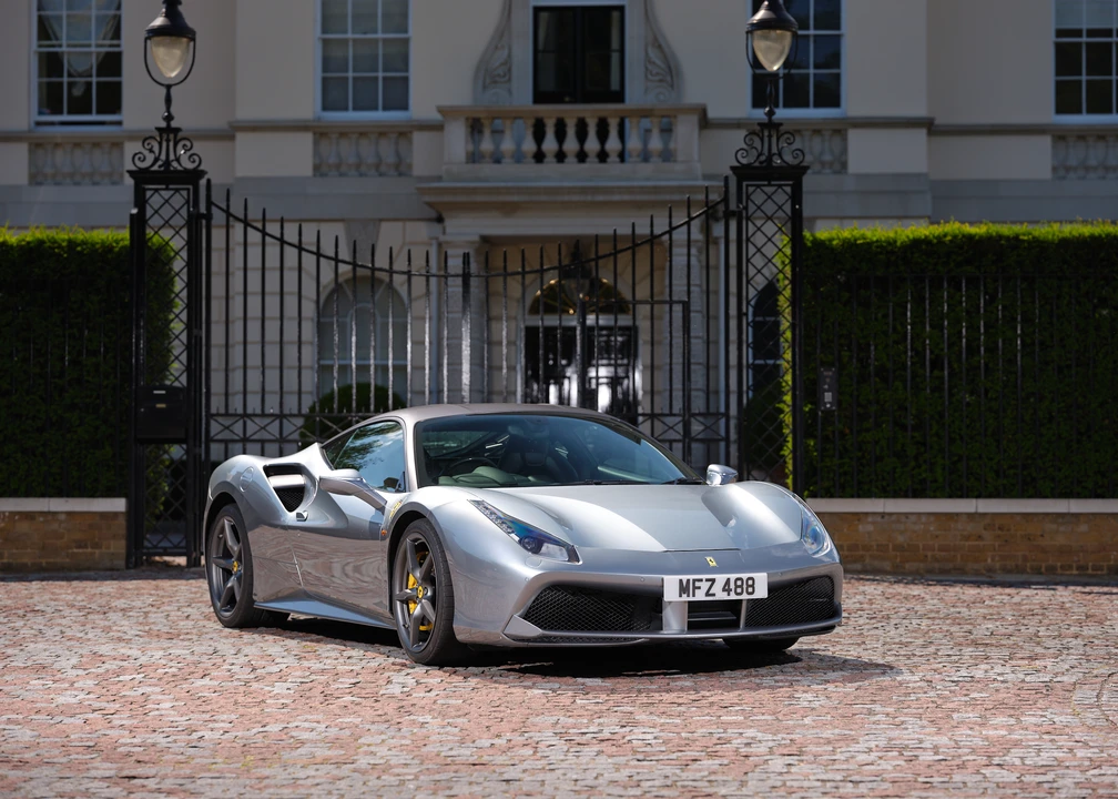 2016 Ferrari 488 GTB - Image 7 of 31