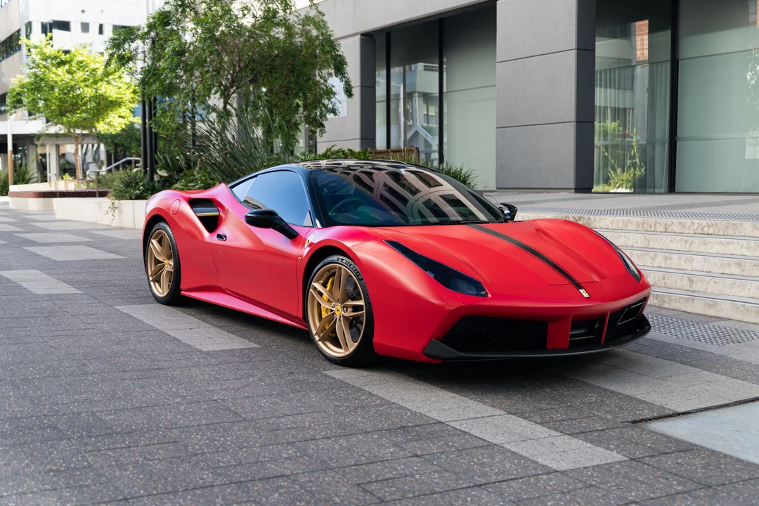 2016 Ferrari 488 GTB - Image 4 of 31