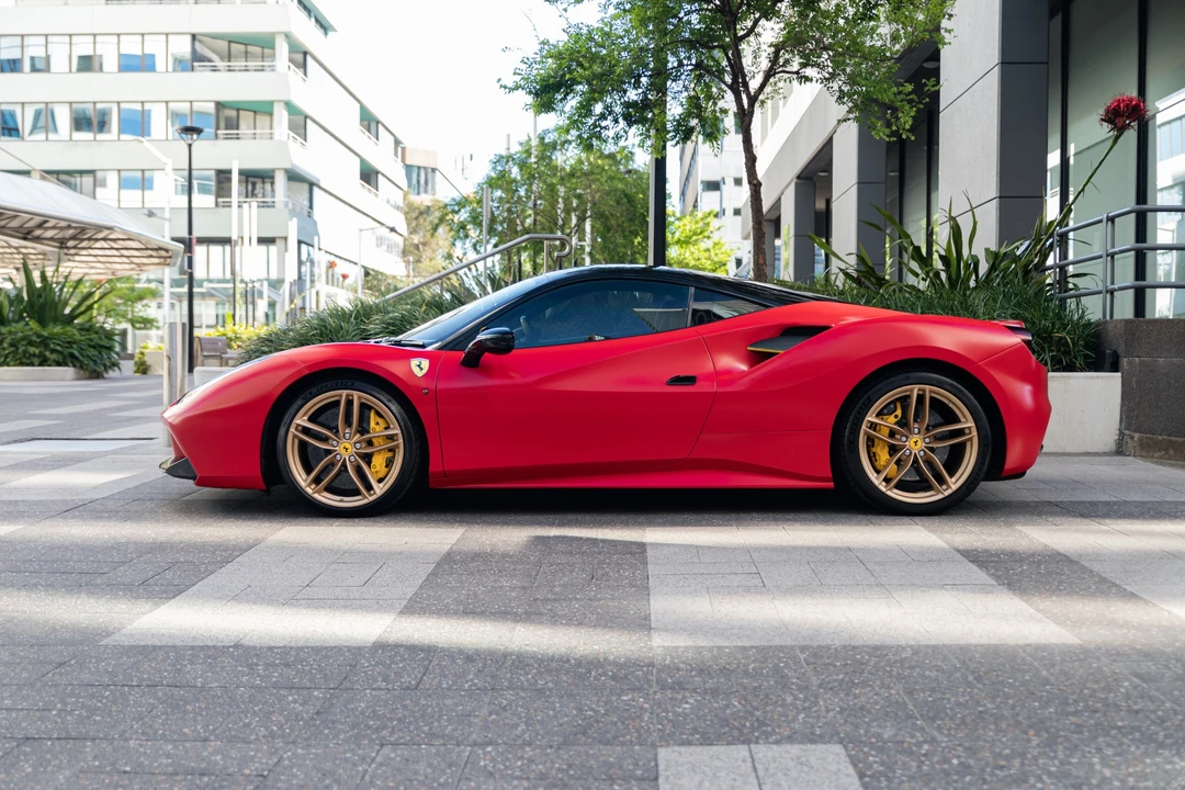 2016 Ferrari 488 GTB - Image 9 of 31