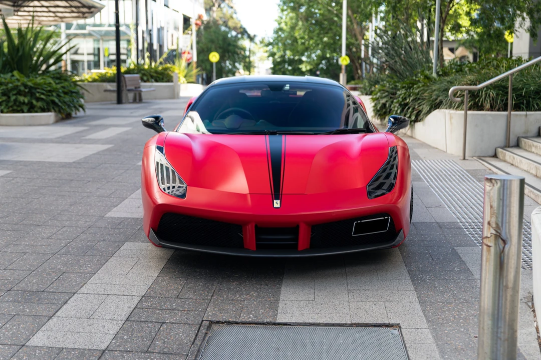 2016 Ferrari 488 GTB - Image 10 of 31