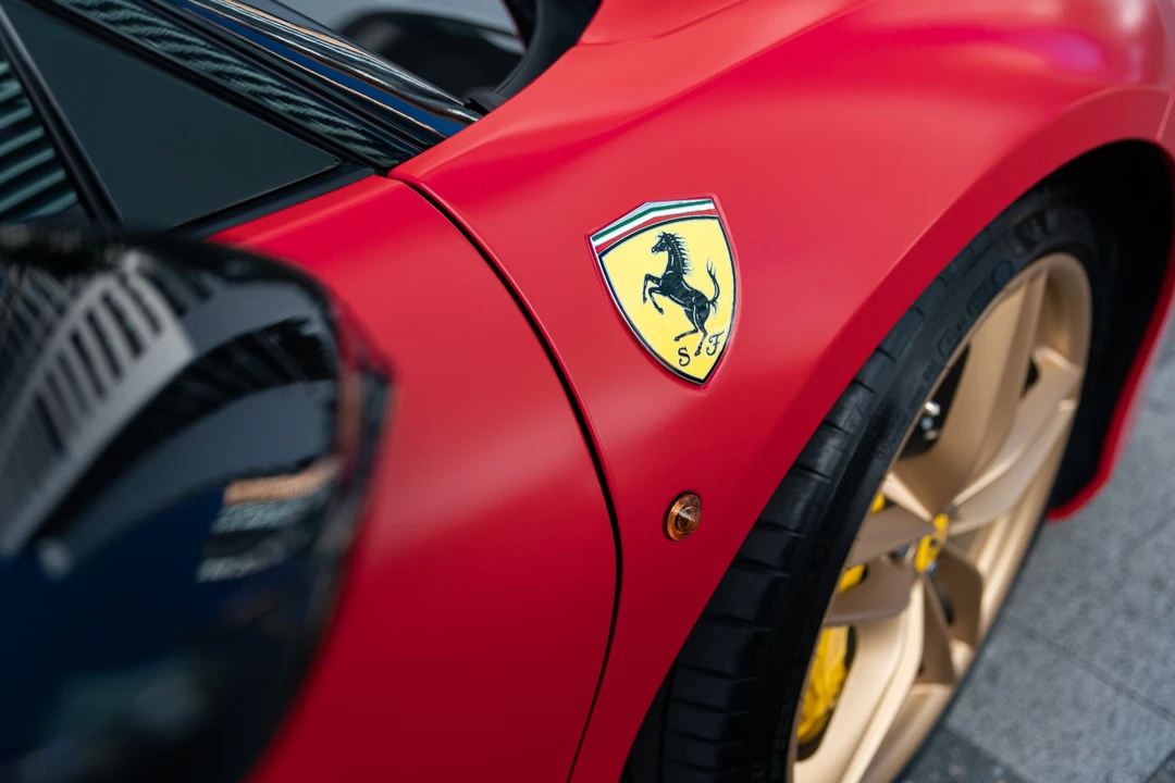2016 Ferrari 488 GTB - Image 23 of 31
