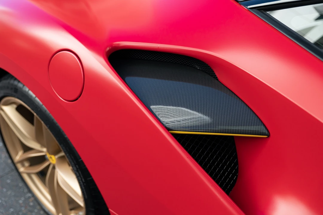 2016 Ferrari 488 GTB - Image 29 of 31