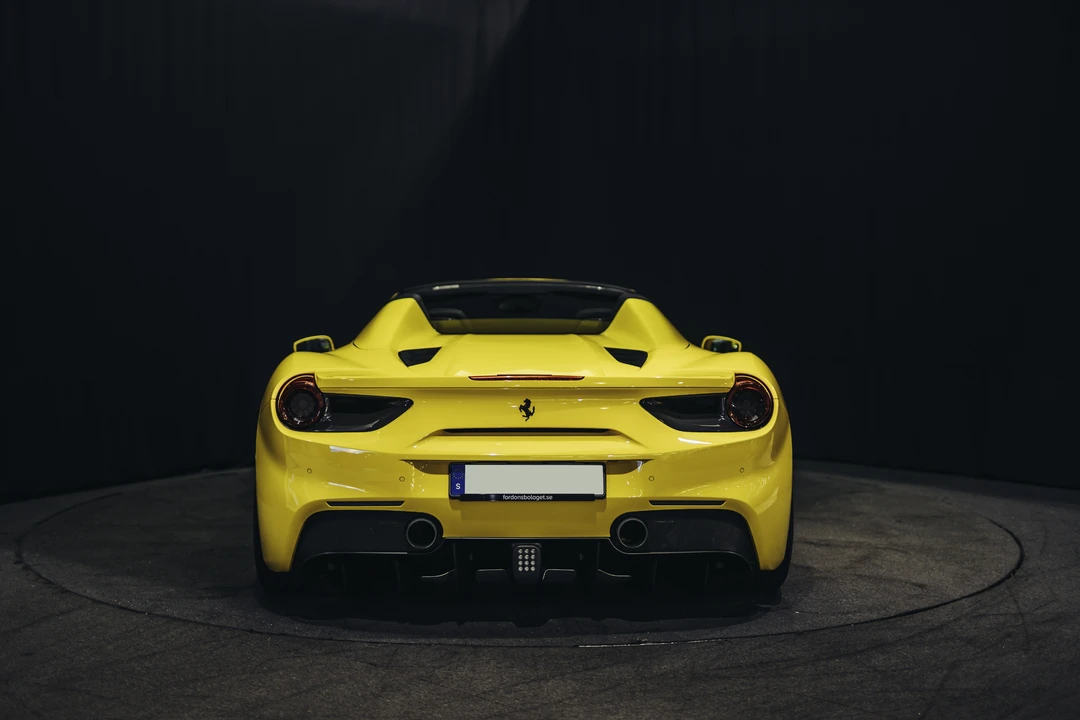 2016 Ferrari 488 Spider - Image 6 of 31