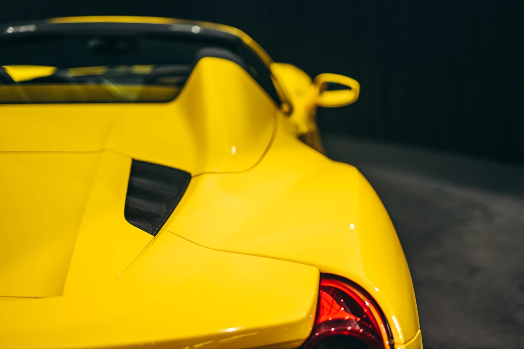 2016 Ferrari 488 Spider - Image 29 of 31