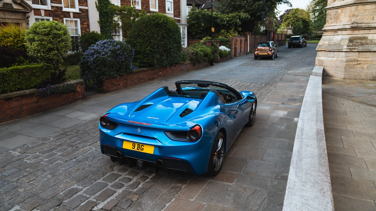2016 Ferrari 488 Spider - Image 18 of 31