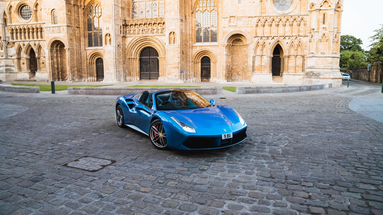 2016 Ferrari 488 Spider - Image 21 of 31