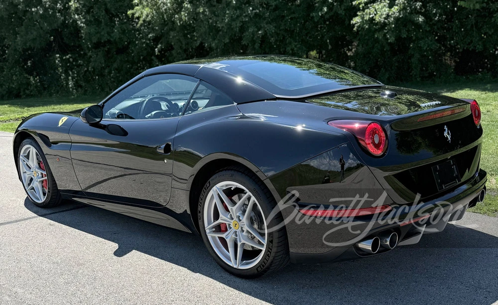 2016 Ferrari California T - Image 23 of 31