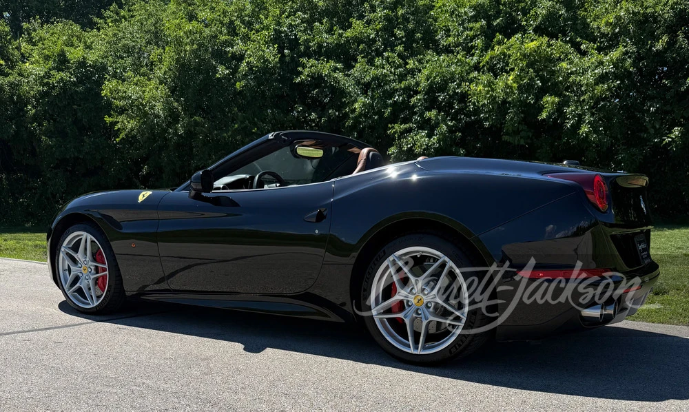 2016 Ferrari California T - Image 28 of 31