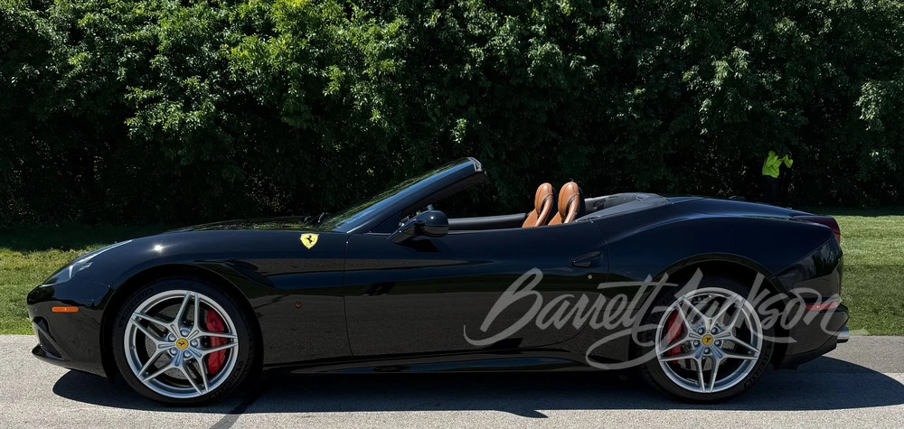 2016 Ferrari California T - Image 17 of 31