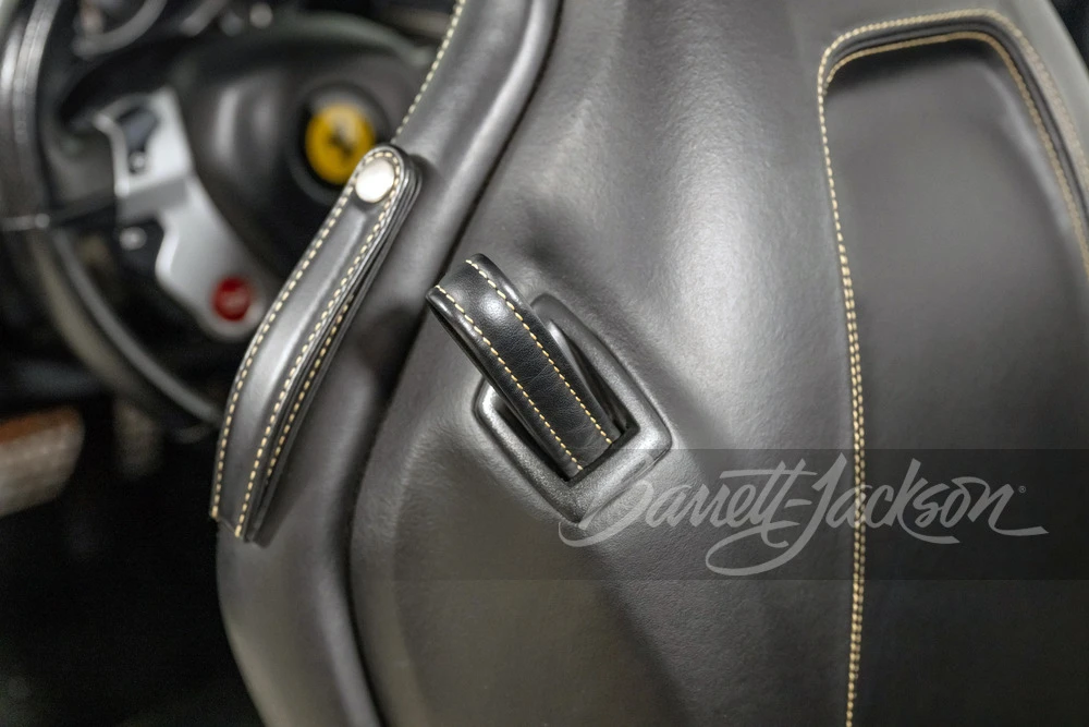 2016 Ferrari California T - Image 24 of 31
