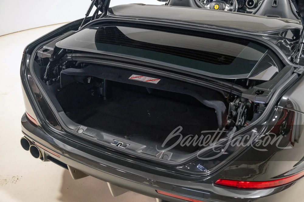 2016 Ferrari California T - Image 9 of 31