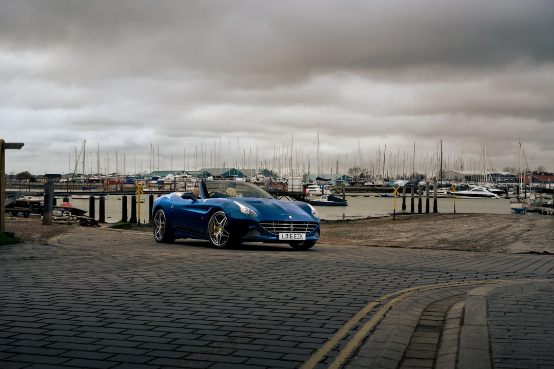 2016 Ferrari California T - Image 18 of 31