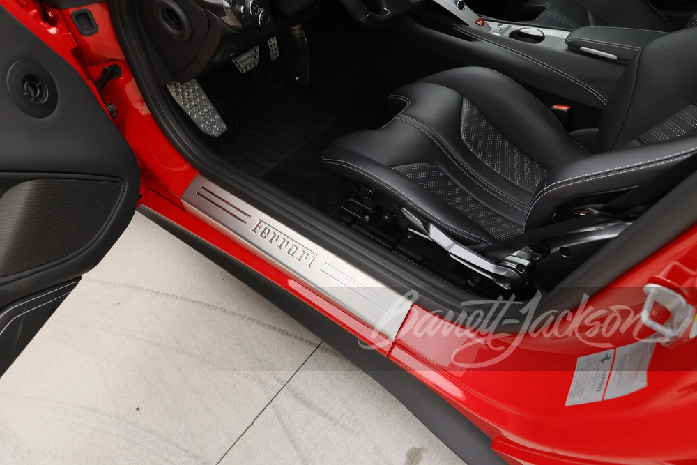 2016 Ferrari F12berlinetta - Image 15 of 31