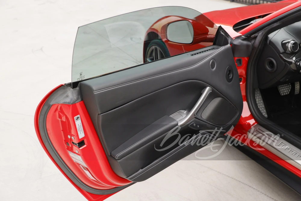 2016 Ferrari F12berlinetta - Image 16 of 31