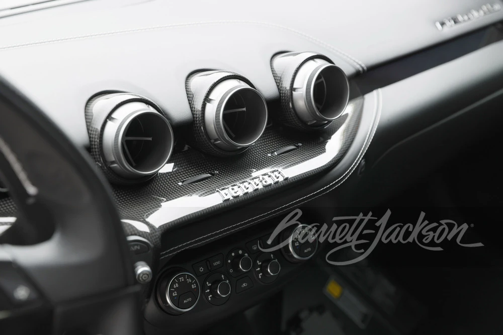 2016 Ferrari F12berlinetta - Image 26 of 31