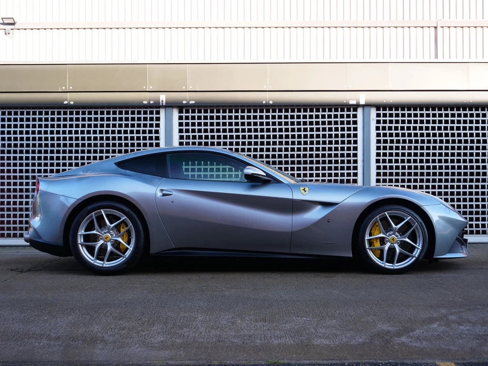 2016 Ferrari F12berlinetta - Image 5 of 31