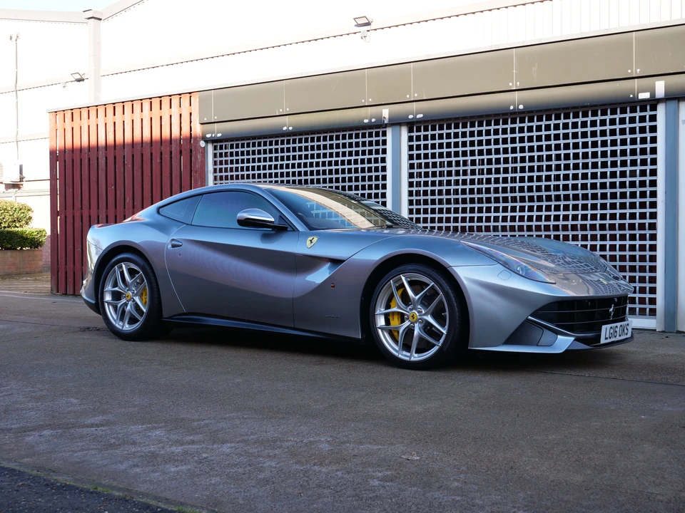 2016 Ferrari F12berlinetta - Image 4 of 31