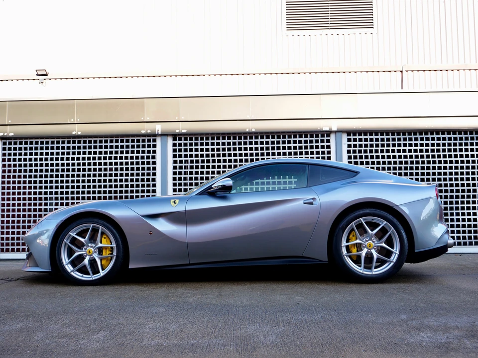 2016 Ferrari F12berlinetta - Image 10 of 31