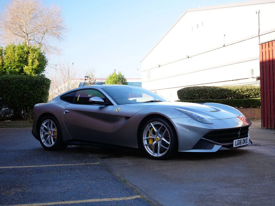 2016 Ferrari F12berlinetta - Image 15 of 31