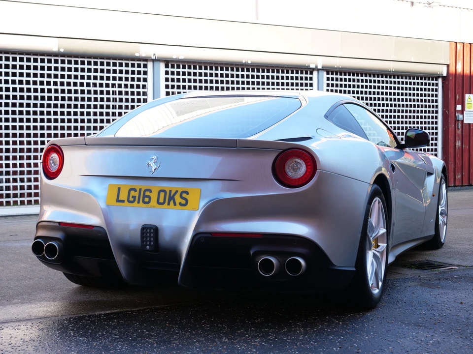 2016 Ferrari F12berlinetta - Image 16 of 31