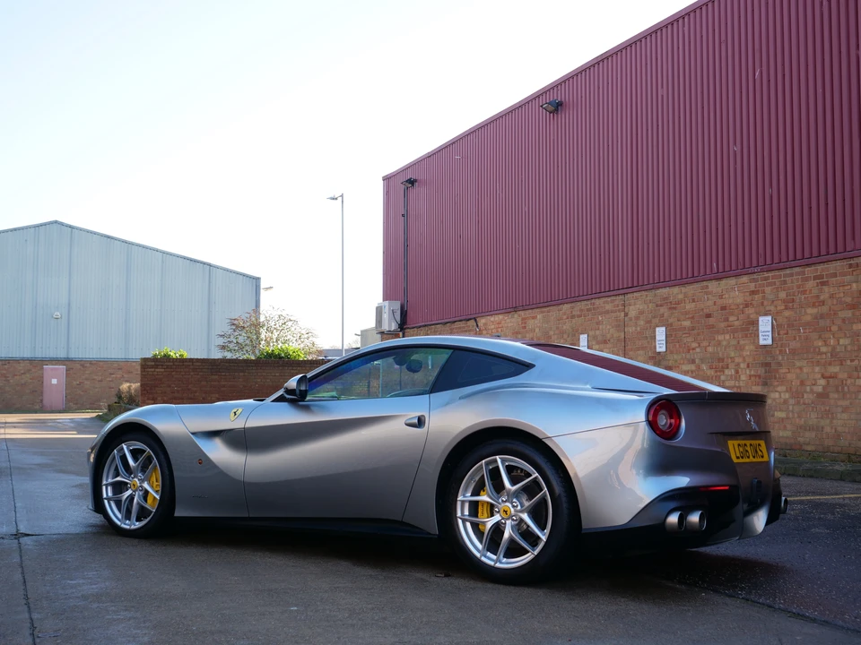2016 Ferrari F12berlinetta - Image 17 of 31