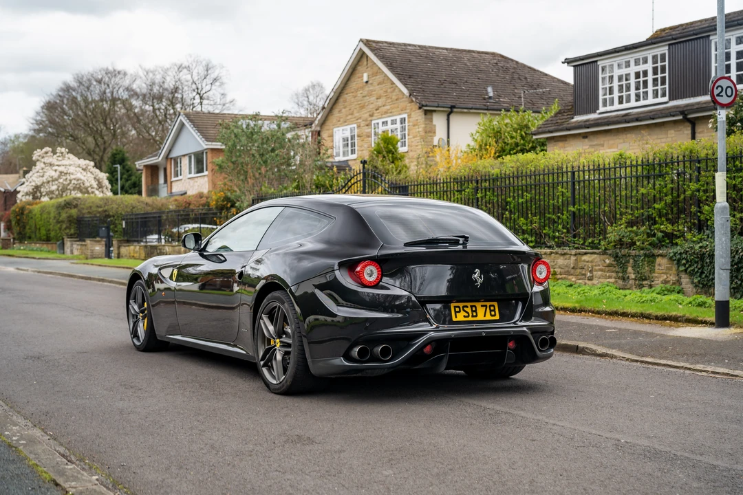 2016 Ferrari FF - Image 8 of 31