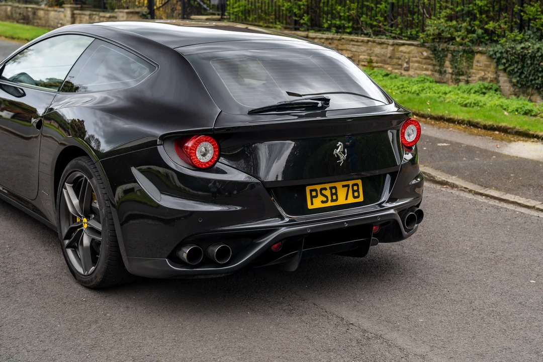 2016 Ferrari FF - Image 29 of 31
