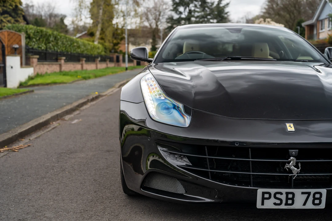 2016 Ferrari FF - Image 15 of 31
