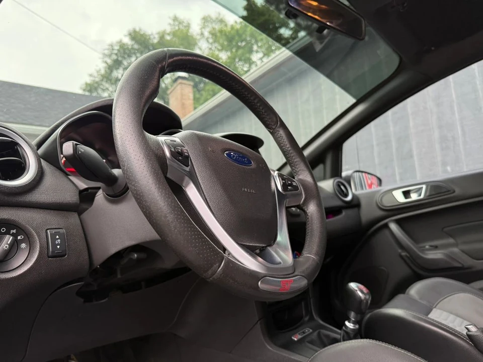 2016 Ford Fiesta - Image 28 of 31