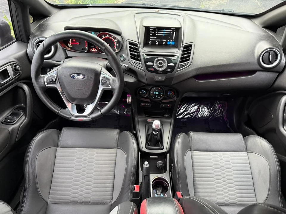 2016 Ford Fiesta - Image 16 of 31