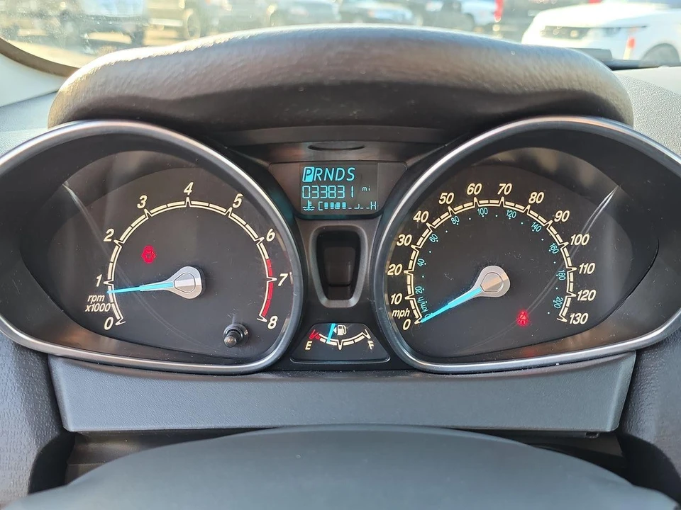 2016 Ford Fiesta - Image 11 of 12