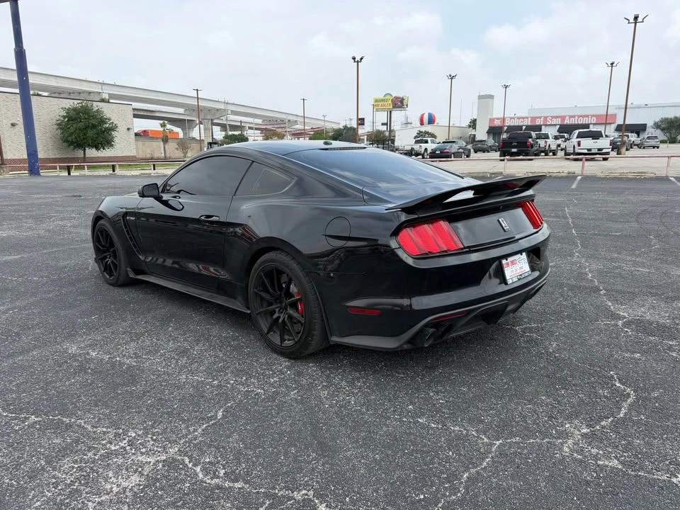 2016 Ford GT - Image 4 of 10