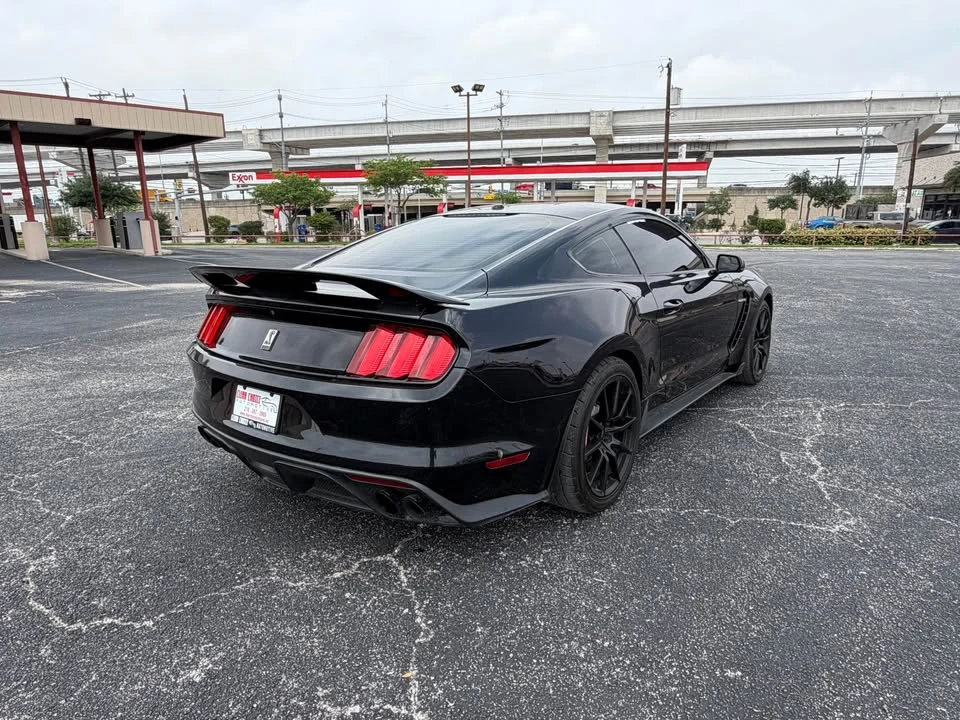 2016 Ford GT - Image 6 of 10