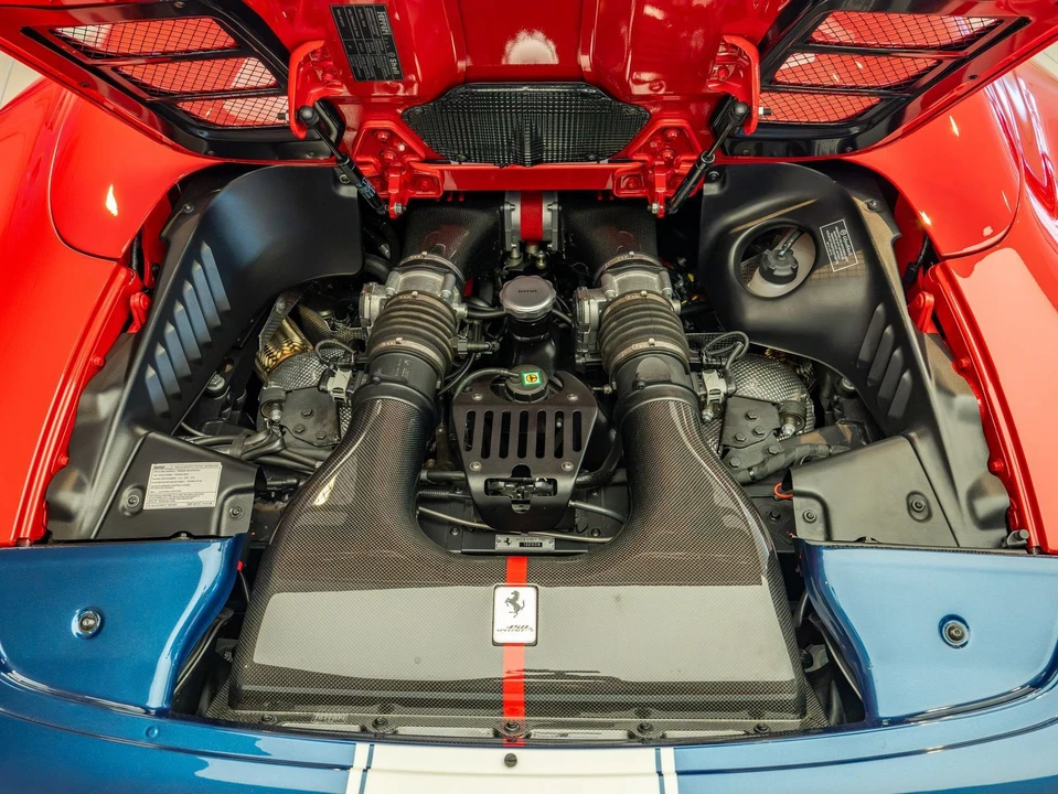 2016 Ferrari 458 Speciale Aperta - Image 23 of 31