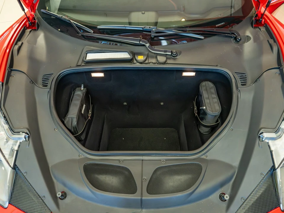 2016 Ferrari 458 Speciale Aperta - Image 22 of 31