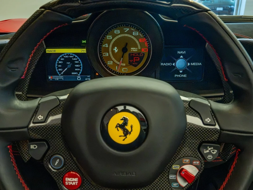 2016 Ferrari 458 Speciale Aperta - Image 13 of 31
