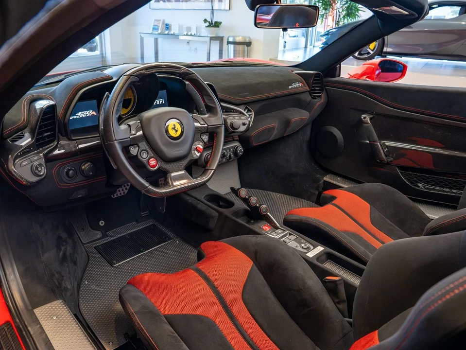 2016 Ferrari 458 Speciale Aperta - Image 9 of 31